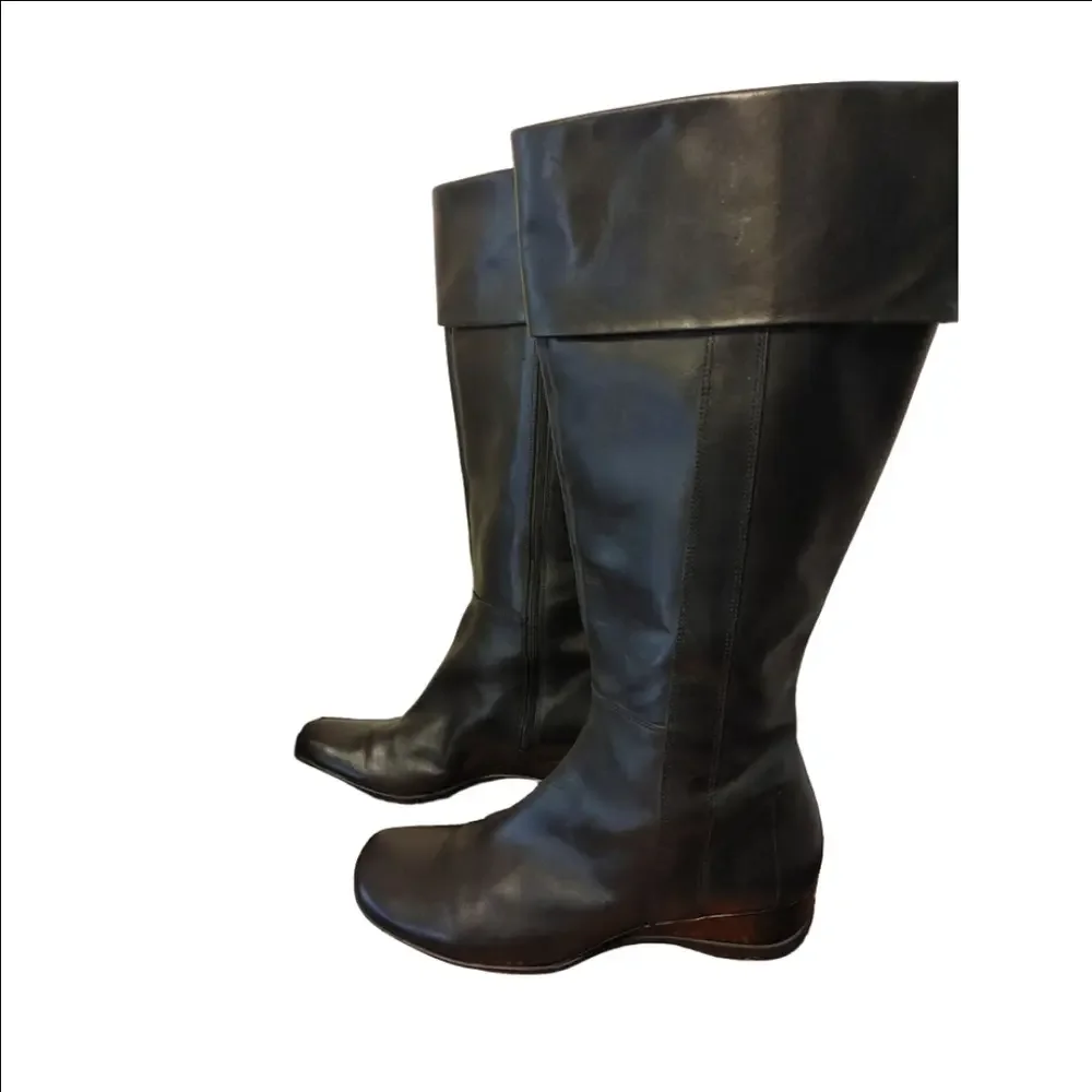 Kenneth Cole Reaction Leather Boots Size 8.5M